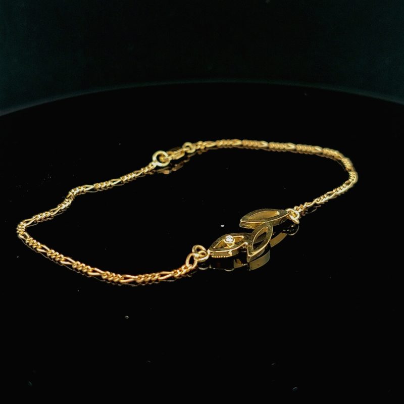 Armband met bladmotief en diamant