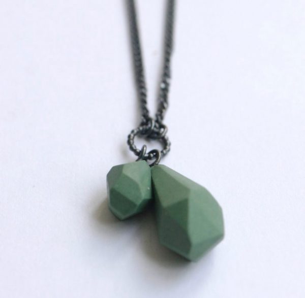 Collier keramiek pegel donkergroen