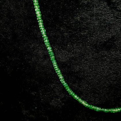 Kralencollier van Tsavoliet