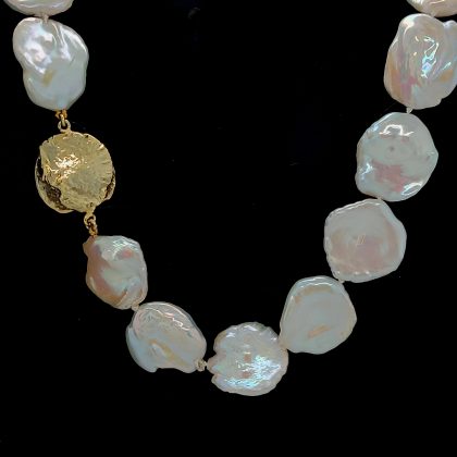 Keshiparel collier met gouden slot