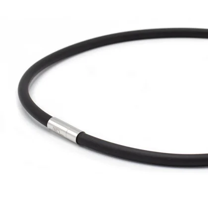 Collier rubber zwart