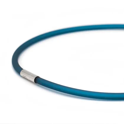 Collier rubber petrol