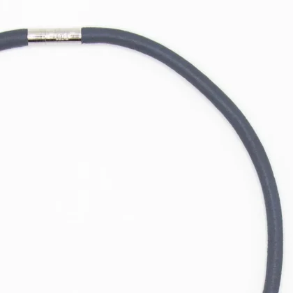 Collier donkerblauw leer met zilveren sluiting